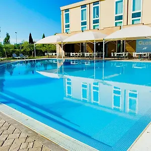 **** Hotel A Point Arezzo Park Włochy